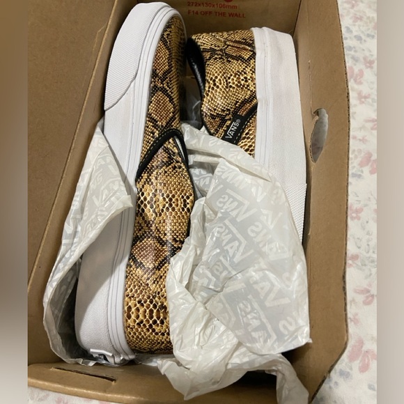 Vans Leather/Snake Pattern Slip-Ons - Picture 10 of 11